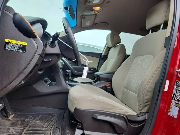 2016 HYUNDAI SANTA FE Base — DENT