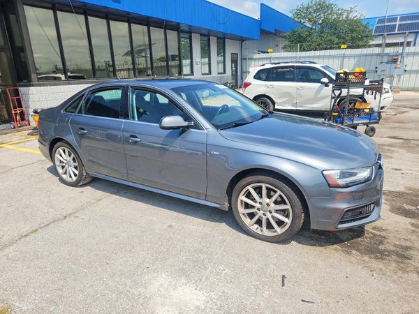 2015 AUDI A4 quattro Premium Plus
