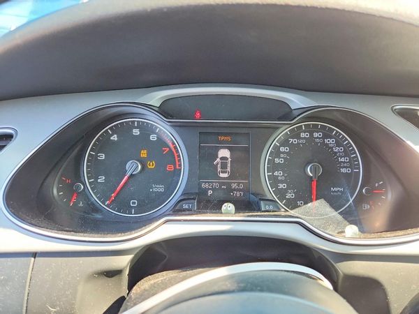 2015 AUDI A4 quattro Premium Plus