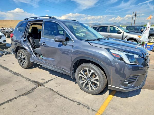 2024 SUBARU FORESTER Limited
