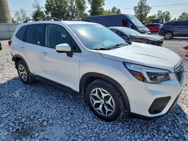 2021 SUBARU FORESTER Premium