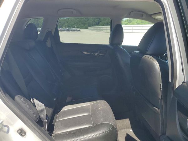 2019 NISSAN ROGUE