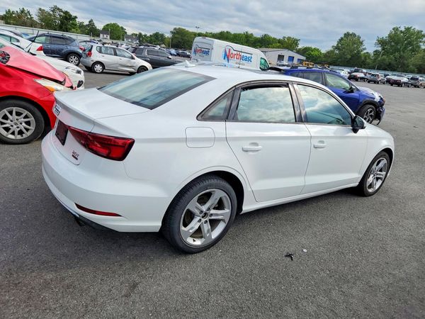 2017 AUDI A3 quattro Premium