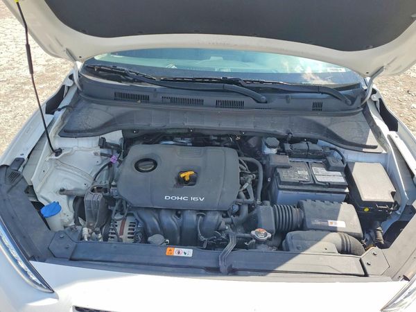 2021 HYUNDAI KONA