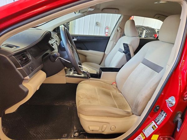 2013 TOYOTA CAMRY — DENT