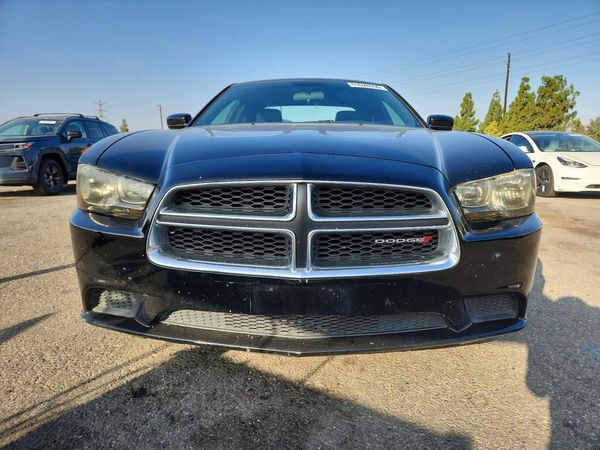 2014 DODGE CHARGER SE