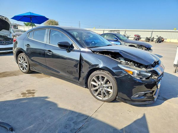 2018 MAZDA 3 Grand Touring