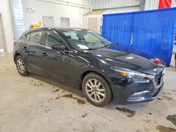 2018 MAZDA 3 Touring