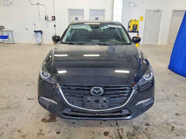 2018 MAZDA 3 Touring