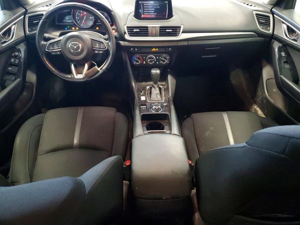 2018 MAZDA 3 Touring