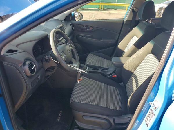 2020 HYUNDAI KONA SE
