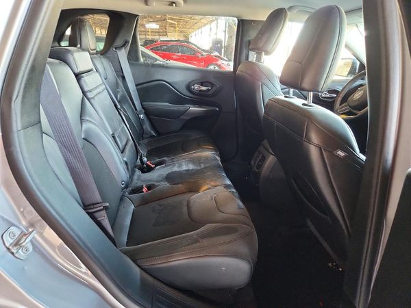 2019 JEEP CHEROKEE LATITUDE PLUS FWD