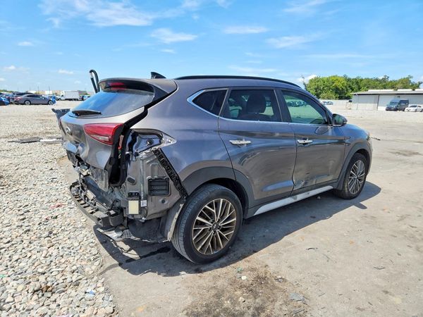 2020 HYUNDAI TUCSON