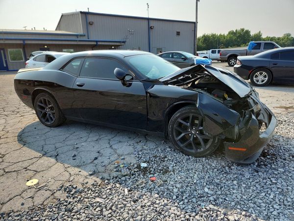 2020 DODGE CHALLENGER SXT
