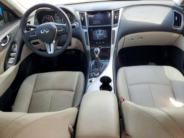 2021 INFINITI Q50 LUXE