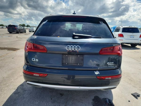 2018 AUDI Q5