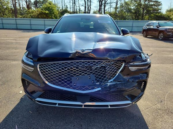 2025 GENESIS GV70