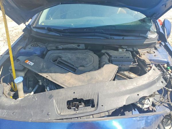 2016 HYUNDAI SONATA — Engine bay