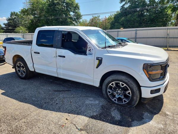 2024 FORD F150