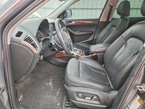 2016 AUDI Q5 quattro Premium Plus