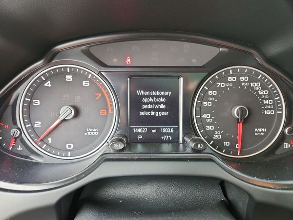 2016 AUDI Q5 quattro Premium Plus
