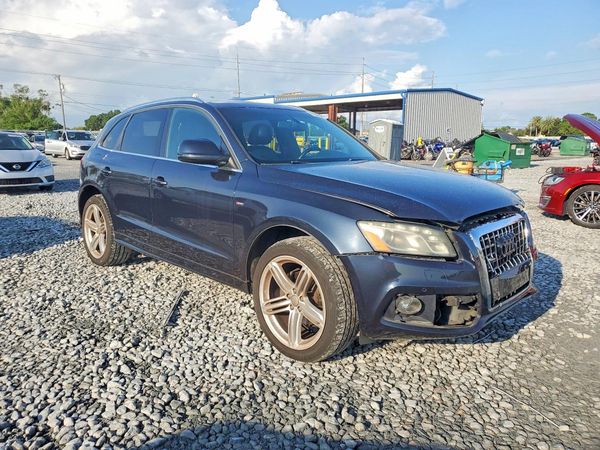 2012 AUDI Q5 Prestige