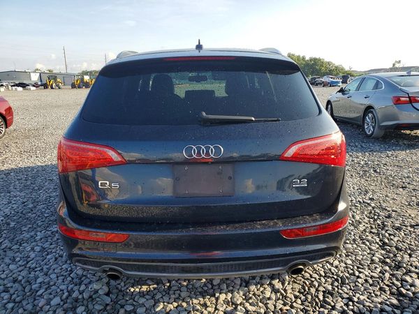 2012 AUDI Q5 Prestige