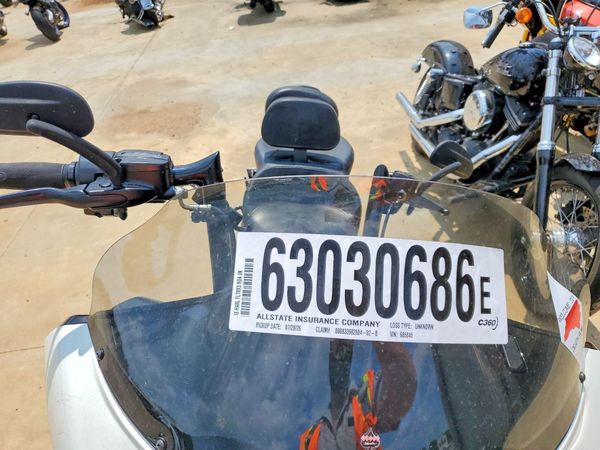2018 HARLEY-DAVIDSON FLTRXS