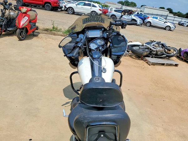 2018 HARLEY-DAVIDSON FLTRXS