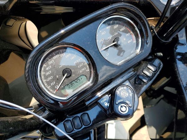 2018 HARLEY-DAVIDSON FLTRXS