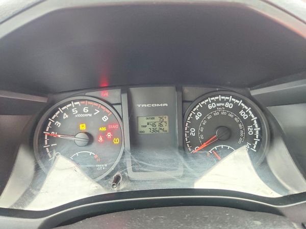 2016 TOYOTA TACOMA SR/SR5