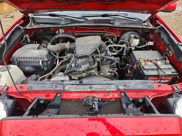 2016 TOYOTA TACOMA SR/SR5