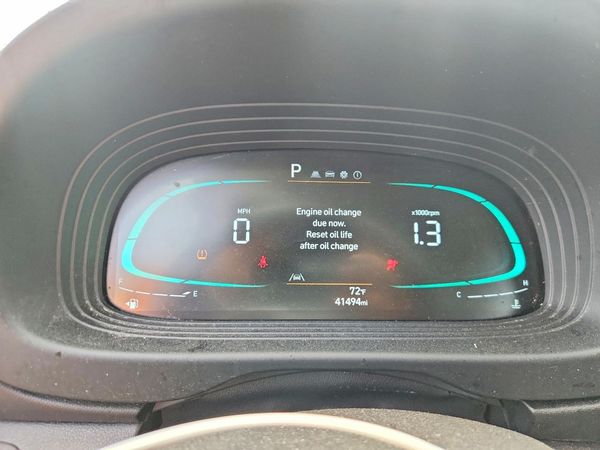 2025 HYUNDAI VENUE SE