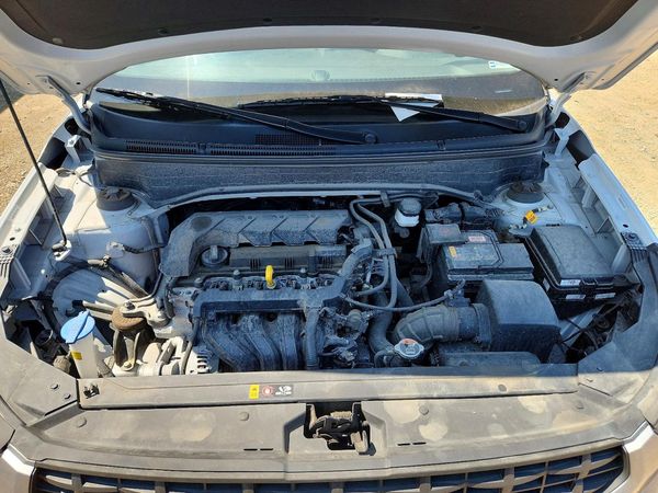 2025 HYUNDAI VENUE SE