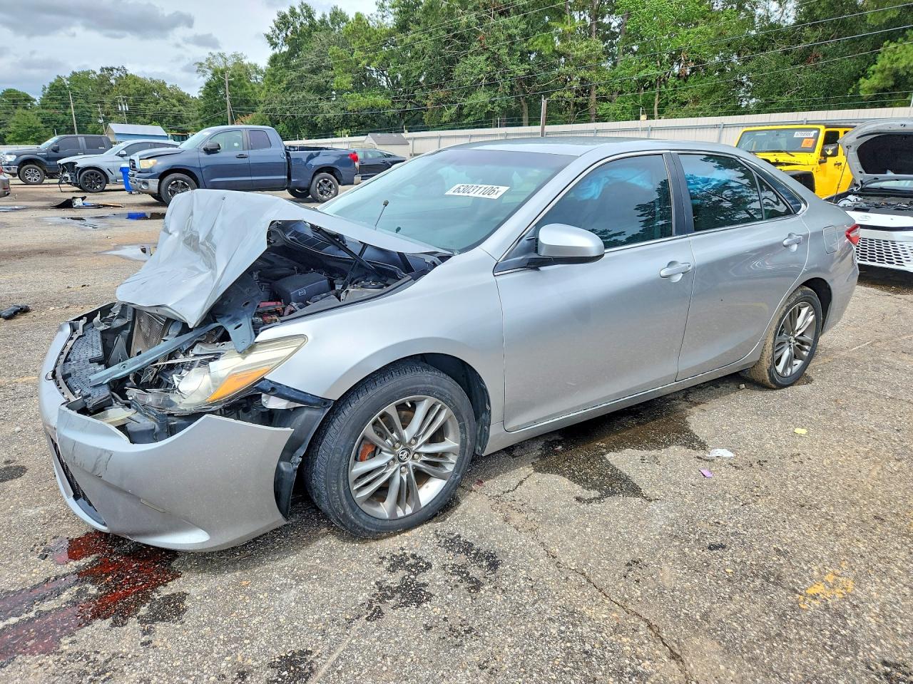 2016 TOYOTA CAMRY