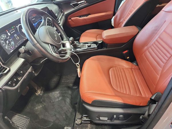 2024 KIA SPORTAGE SX-PRESTIGE or SX-P