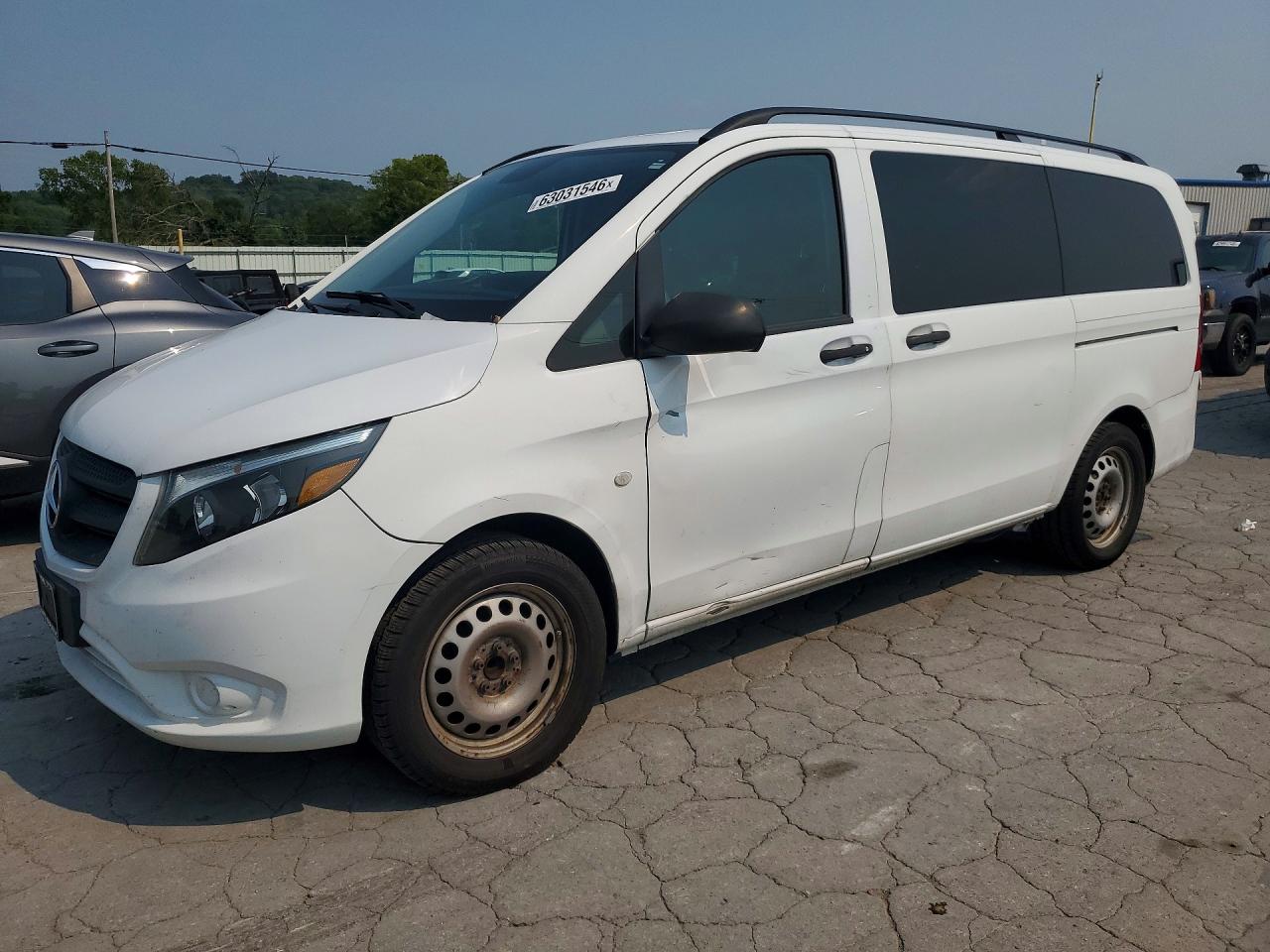 2018 MERCEDES-BENZ METRIS