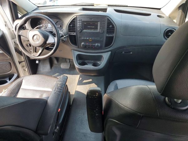 2018 MERCEDES-BENZ METRIS