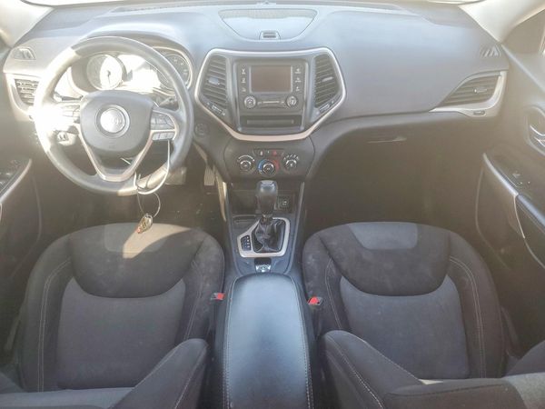 2018 JEEP CHEROKEE LATITUDE FWD