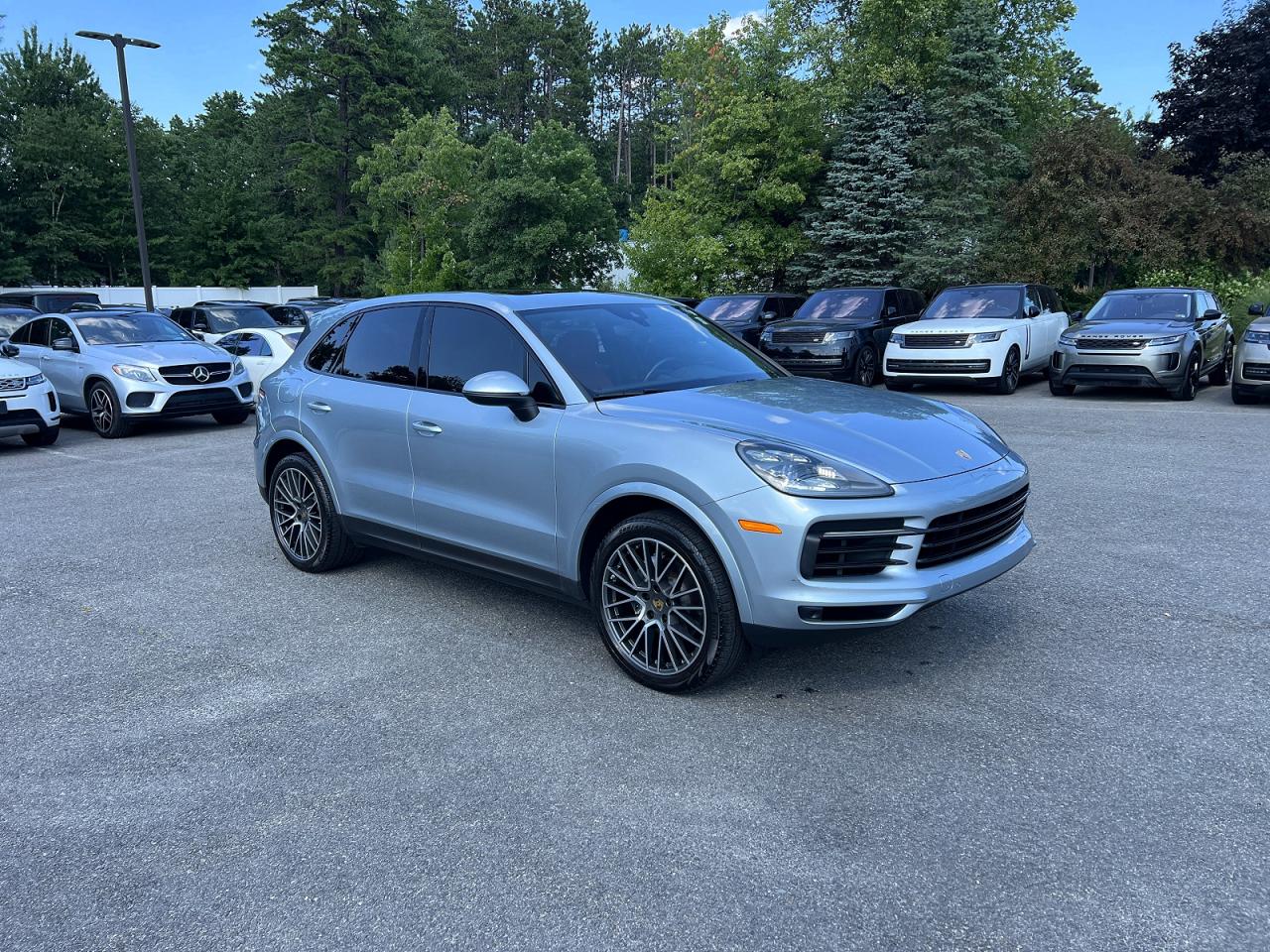 2020 PORSCHE CAYENNE