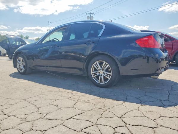 2013 INFINITI G37