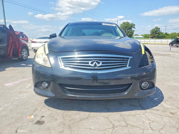 2013 INFINITI G37