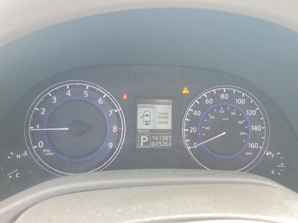 2013 INFINITI G37