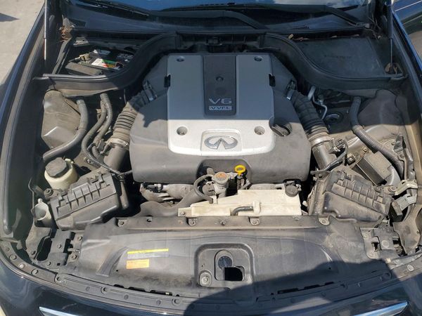 2013 INFINITI G37