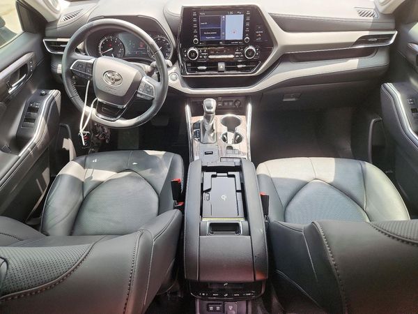 2020 TOYOTA HIGHLANDER Limited
