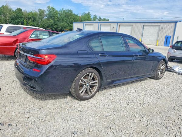 2018 BMW 750