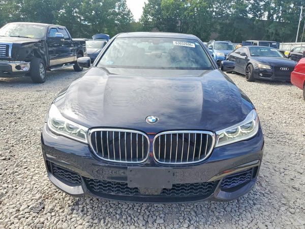 2018 BMW 750
