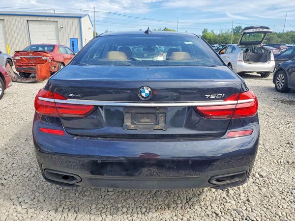 2018 BMW 750