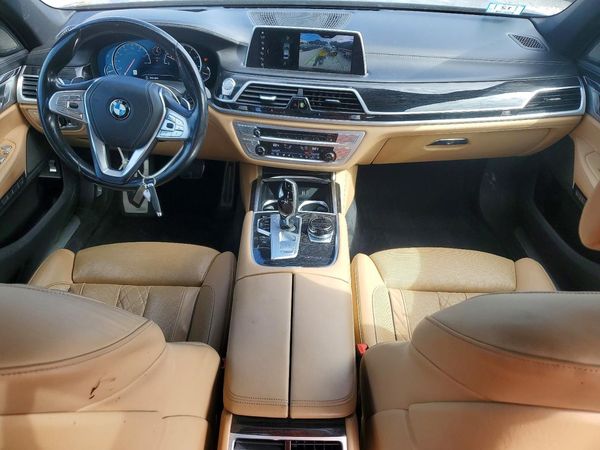 2018 BMW 750