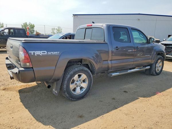 2015 TOYOTA TACOMA Delux Grade